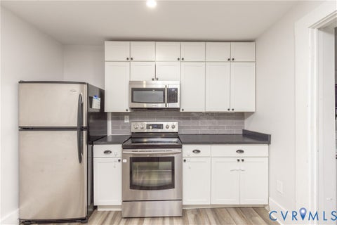 Tiny photo for 716 E Gladstone Avenue, Richmond, VA 23222 (MLS # 2620467)