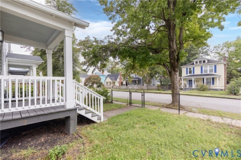 Tiny photo for 716 E Gladstone Avenue, Richmond, VA 23222 (MLS # 2620467)