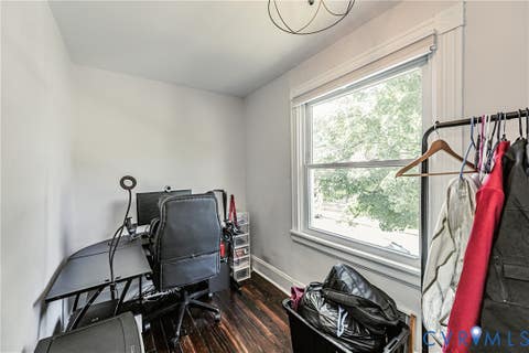 Tiny photo for 716 E Gladstone Avenue, Richmond, VA 23222 (MLS # 2620467)