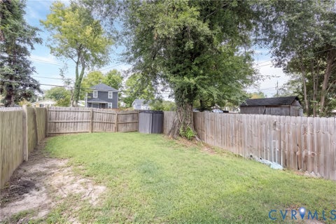 Tiny photo for 716 E Gladstone Avenue, Richmond, VA 23222 (MLS # 2620467)