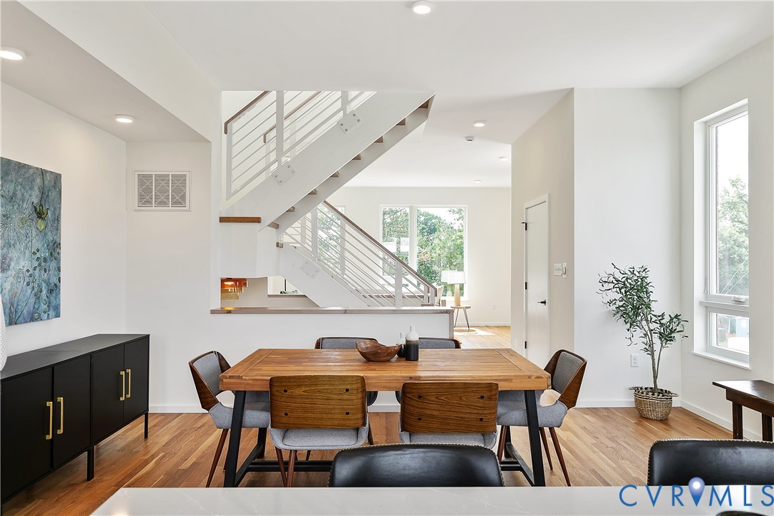 225 S Stafford Avenue