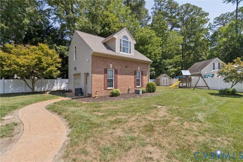 Tiny photo for 107 Perdue Court, Yorktown, VA 23692 (MLS # 2622484)