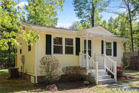 Photo of 67 Deer Drive, Gum Spring, VA 23065 (MLS # 2609698)