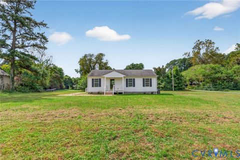 Tiny photo for 19441 York Road, West Point, VA 23181 (MLS # 2527121)