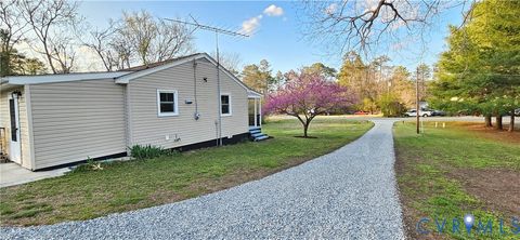 Tiny photo for 5984 Canterbury Road, Walkerton, VA 23177 (MLS # 2608350)