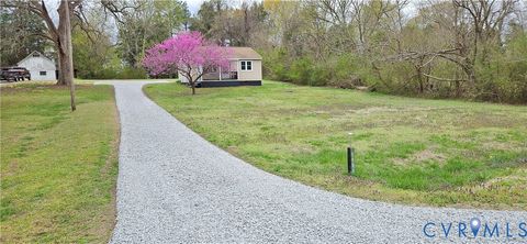 Tiny photo for 5984 Canterbury Road, Walkerton, VA 23177 (MLS # 2608350)