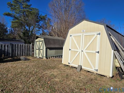 Tiny photo for 32 Page Street, Farmville, VA 23901 (MLS # 2533850)