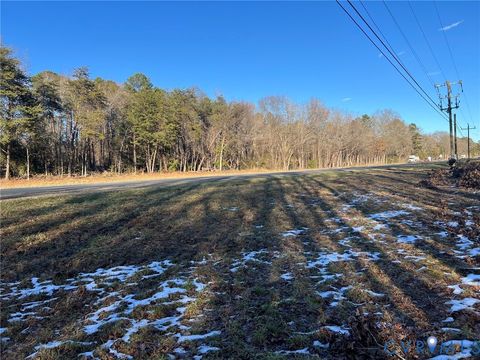 Tiny photo for 32-1-5 Patrick Henry Highway, Amelia, VA 23002 (MLS # 2532688)