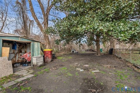 Tiny photo for 123 Mars Street, Petersburg, VA 23803 (MLS # 2610210)