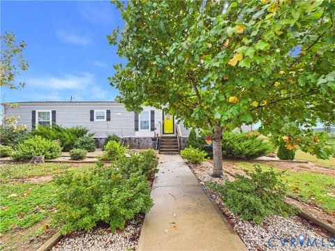 Photo of 290 Western Lane, Appomattox, VA 24522 (MLS # 2628752)
