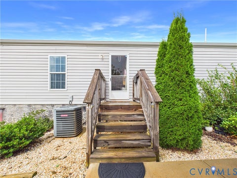 Tiny photo for 290 Western Lane, Appomattox, VA 24522 (MLS # 2628752)