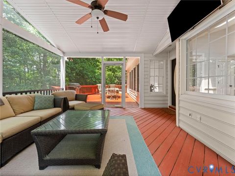 Tiny photo for 15724 Fire Light Place, Moseley, VA 23120 (MLS # 2612556)