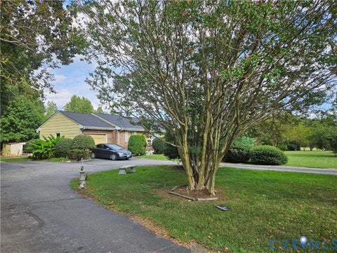 Tiny photo for 5200 County Drive, Disputanta, VA 23842 (MLS # 2625953)