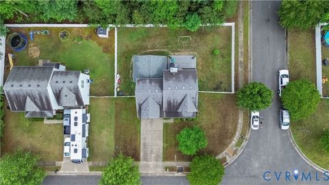 Tiny photo for 6852 Watch Harbour Circle, Hayes, VA 23072 (MLS # 2612398)