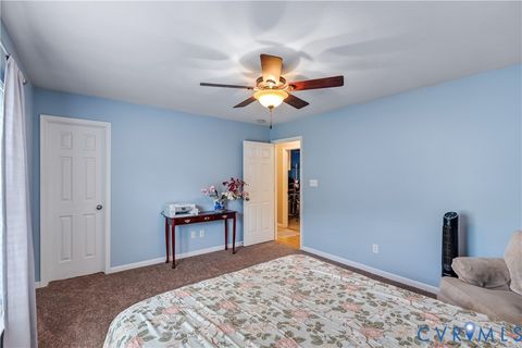 Tiny photo for 6852 Watch Harbour Circle, Hayes, VA 23072 (MLS # 2612398)