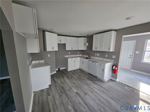 Tiny photo for 47 RIDGE Road, Blackstone, VA 23824 (MLS # 2609092)