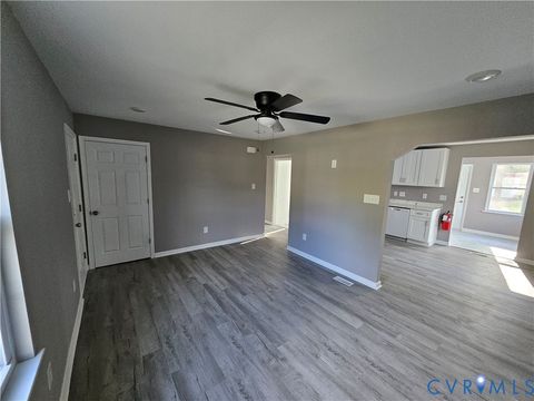 Tiny photo for 47 RIDGE Road, Blackstone, VA 23824 (MLS # 2609092)