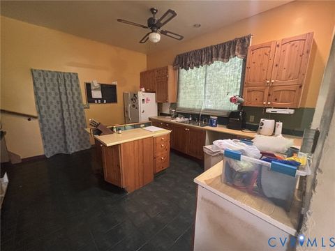 Tiny photo for 6424 Hackney Circle, North Chesterfield, VA 23234 (MLS # 2609901)