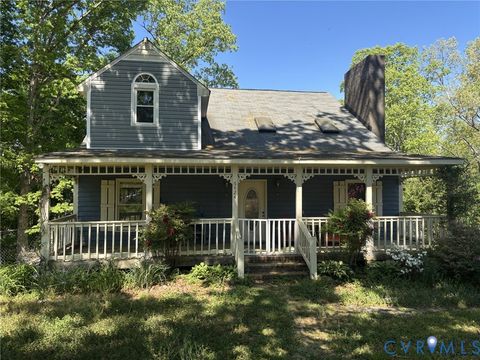 Photo of 6424 Hackney Circle, North Chesterfield, VA 23234 (MLS # 2609901)