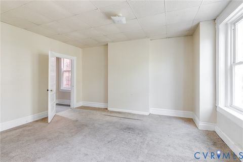 Tiny photo for 10 N Lombardy Street, Richmond, VA 23220 (MLS # 2610809)