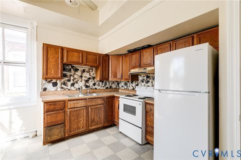 Tiny photo for 10 N Lombardy Street, Richmond, VA 23220 (MLS # 2610809)