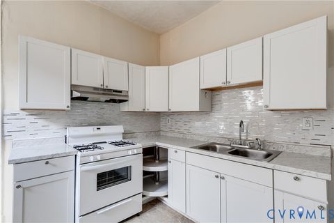 Tiny photo for 10 N Lombardy Street, Richmond, VA 23220 (MLS # 2610809)