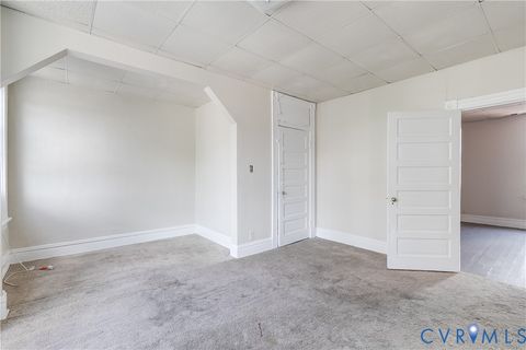 Tiny photo for 10 N Lombardy Street, Richmond, VA 23220 (MLS # 2610809)