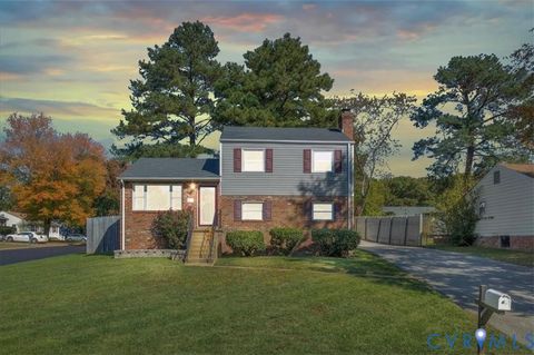 Photo of 1400 E Washington Street, Henrico, VA 23075 (MLS # 2527888)