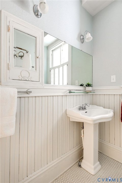 Tiny photo for 404 N Meadow Street, Richmond, VA 23220 (MLS # 2627900)