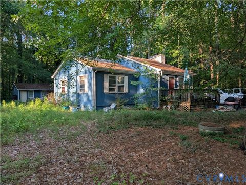 Tiny photo for 183 Greenway Drive, Hartfield, VA 23071 (MLS # 2619134)