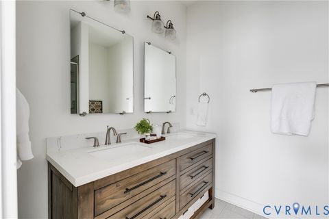 Tiny photo for 2015 1/2 Greenwood Avenue, Richmond, VA 23222 (MLS # 2609173)