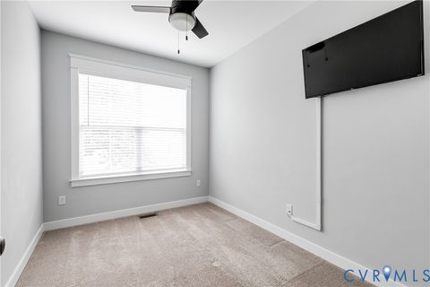 Tiny photo for 2015 1/2 Greenwood Avenue, Richmond, VA 23222 (MLS # 2609173)