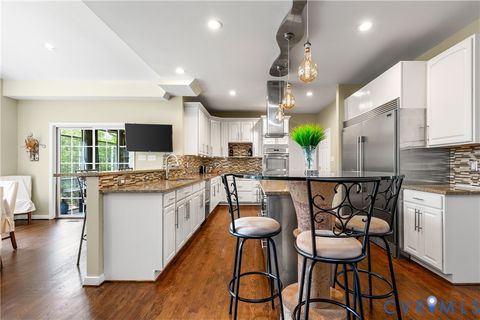 Tiny photo for 4706 Summer Lake Circle, Moseley, VA 23120 (MLS # 2619369)