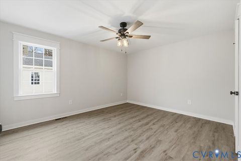 Tiny photo for 320 Maryland Avenue, Hopewell, VA 23860 (MLS # 2603595)