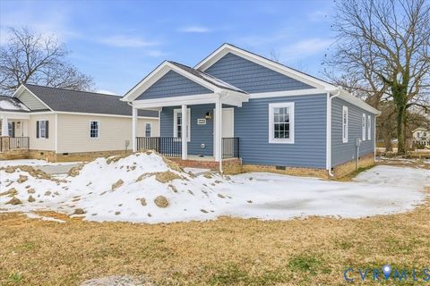 Tiny photo for 320 Maryland Avenue, Hopewell, VA 23860 (MLS # 2603595)