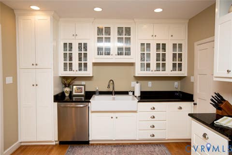 Tiny photo for 801 First Avenue, Farmville, VA 23901 (MLS # 2621857)