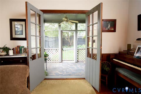 Tiny photo for 801 First Avenue, Farmville, VA 23901 (MLS # 2621857)