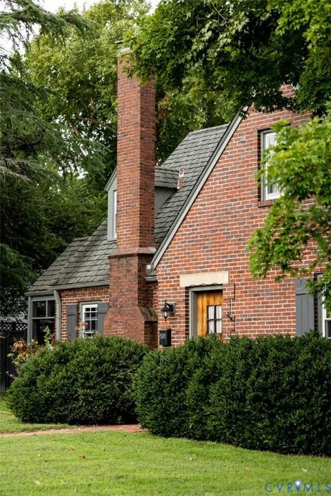 Tiny photo for 801 First Avenue, Farmville, VA 23901 (MLS # 2621857)