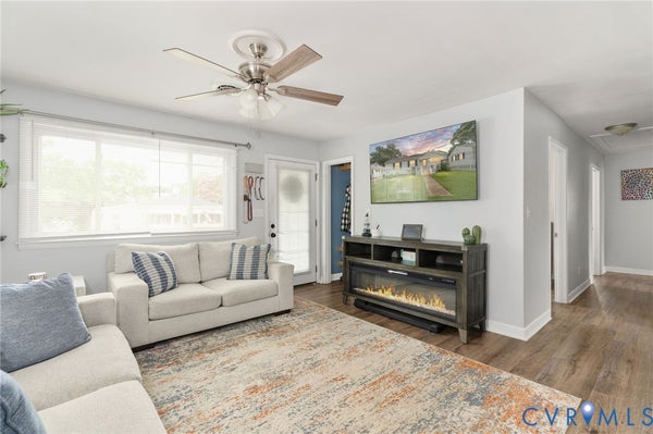 2502 LEE ST, HOPEWELL, VA 23860 - Image fc76e9c7110cdd8d7a9baf8b25176949/2402138663