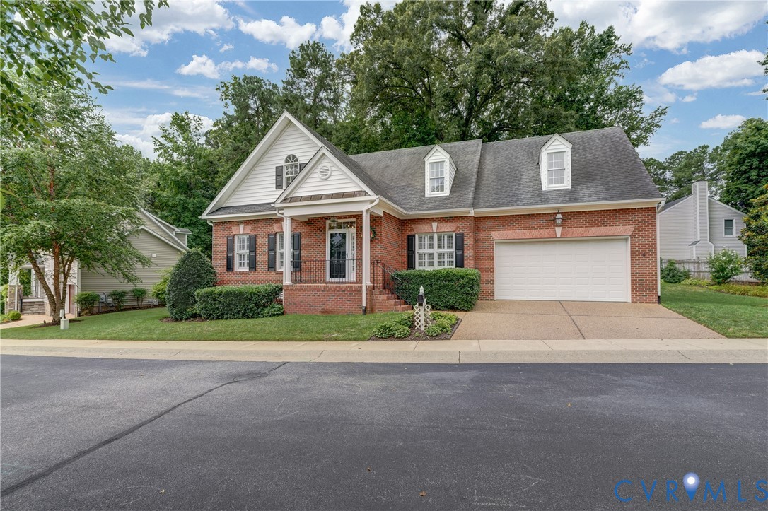 9409 Charter Lake Drive