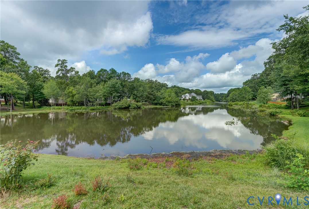 9409 Charter Lake Drive