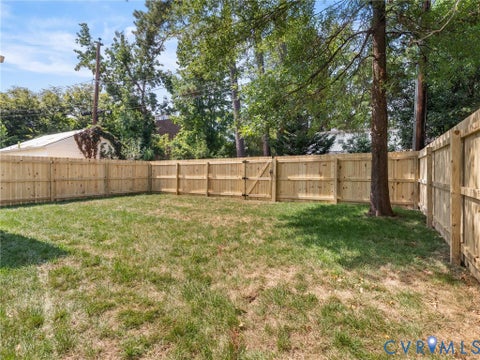 Tiny photo for 906 Maple Avenue, Richmond, VA 23226 (MLS # 2621468)