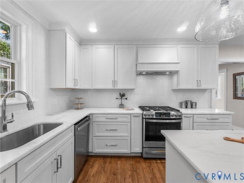 Tiny photo for 906 Maple Avenue, Richmond, VA 23226 (MLS # 2621468)