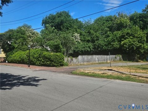 Photo of 215 N 29th Street, Richmond, VA 23223 (MLS # 2612901)