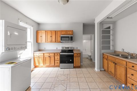 Tiny photo for 850 Hinton Street, Petersburg, VA 23803 (MLS # 2611331)