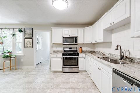 Tiny photo for 3912 Rosedale Avenue, Richmond, VA 23227 (MLS # 2612843)
