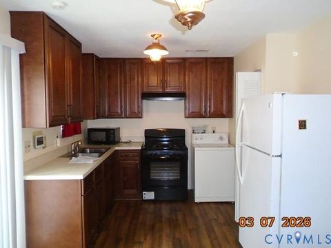 Tiny photo for 410 Adamson Street St, Henrico, VA 23075 (MLS # 2605575)