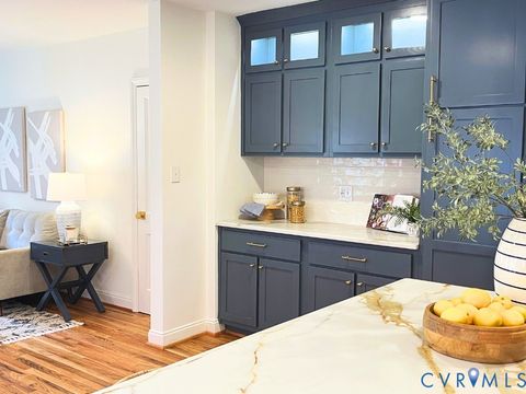 Tiny photo for 3523 Hanover Avenue #B, Richmond, VA 23221 (MLS # 2613250)