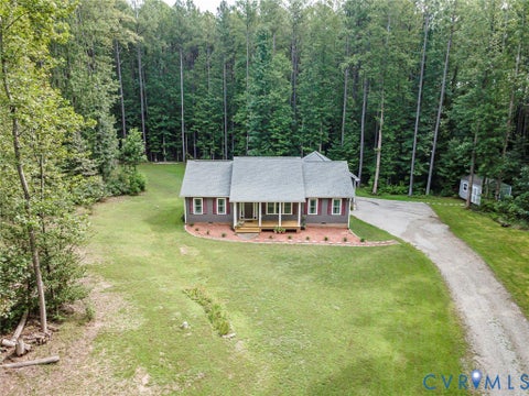 Tiny photo for 19151 Poor House Road, Amelia Courthouse, VA 23002 (MLS # 2623638)