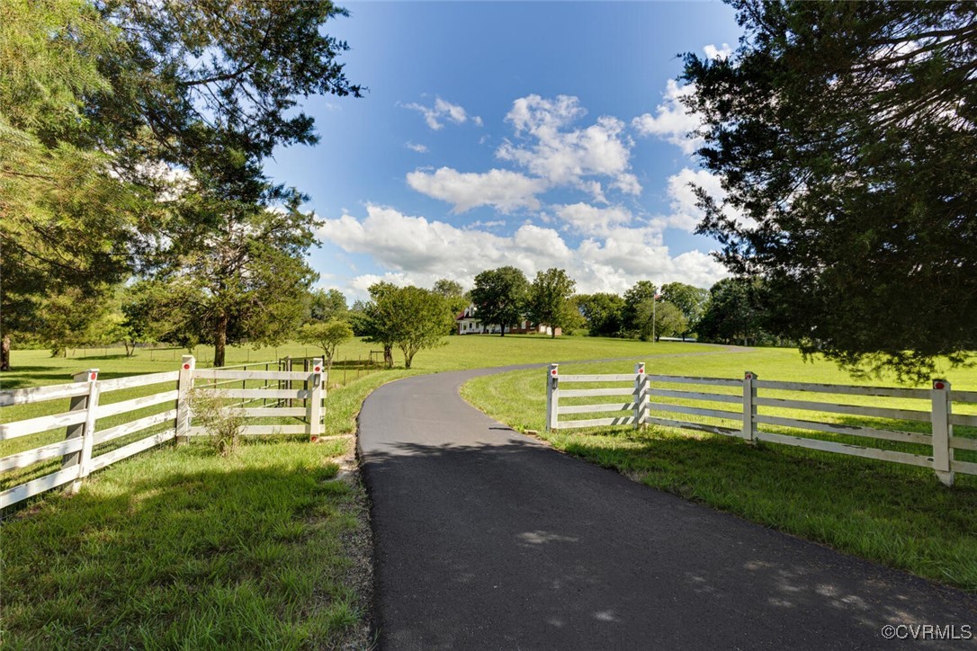 2104 Apple Grove Road